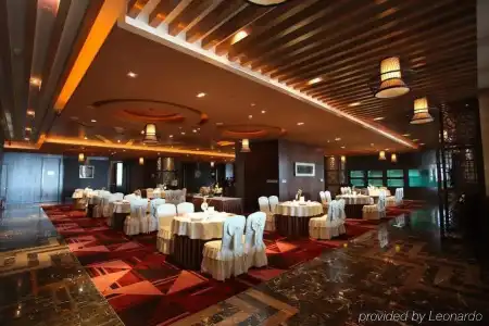 Crowne Plaza Danang by IHG - 15