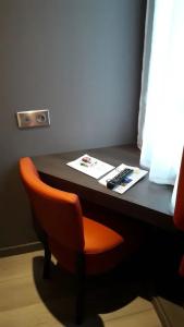 Hôtel Crocus Caen Mémorial - 49