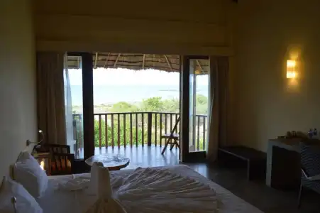 Giman Free Beach Resort - 5