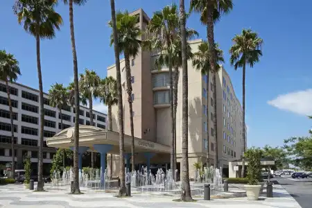 Courtyard by Marriott Los Angeles LAX/Century Boulevard - 0
