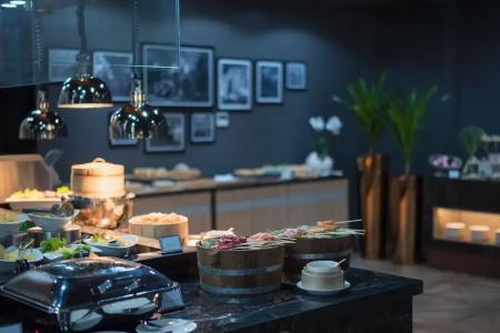 Mercure Yangon Kaba Aye - 11