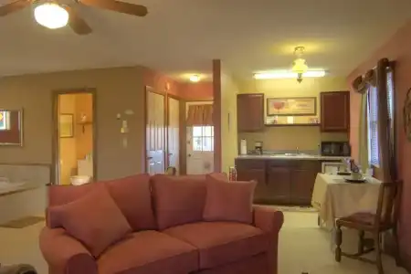 Blue Mountain Mist Country Inn & Spa - 147