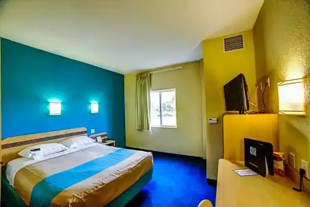 Motel 6 Huntsville, ON - 30