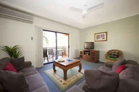 Bella Mare Beachside Apartments - 4