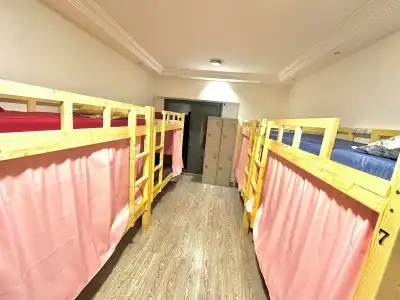 Heartland Hostel - 2
