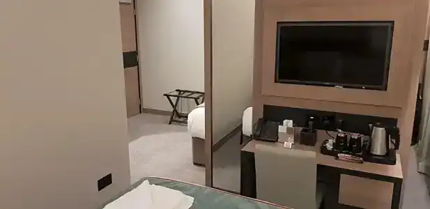 Merit Kensington - 51