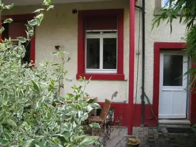 Unique Serviced Living at Airport Line - 45