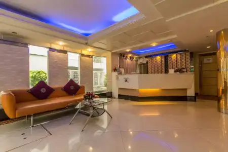 UPARs Sukhumvit 11 Nana - 10