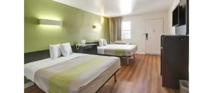 Motel 6 Dallas, TX - Forest Lane - 29