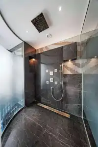 Radisson Blu & Suites GRT Chennai - 100