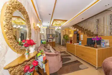 Ista Palace - 1