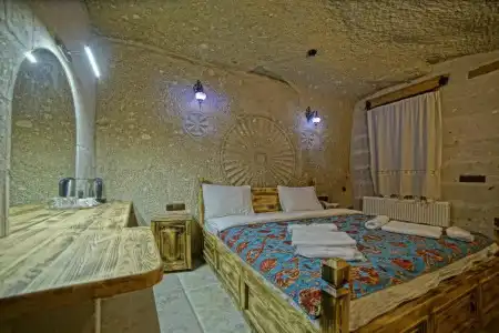 Zeus Cave Suites - 32