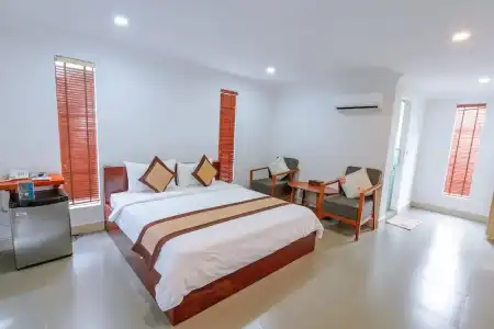 Sandy Clay Bungalows - 93