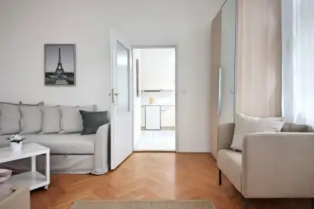 Angel City Apartments - 5