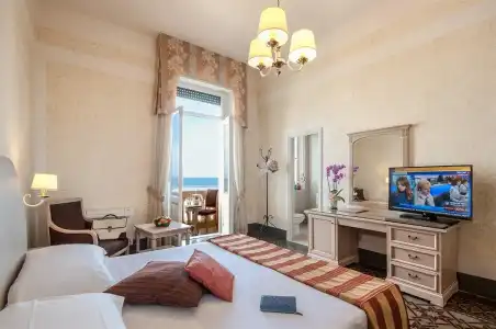 Grand Royal - 3