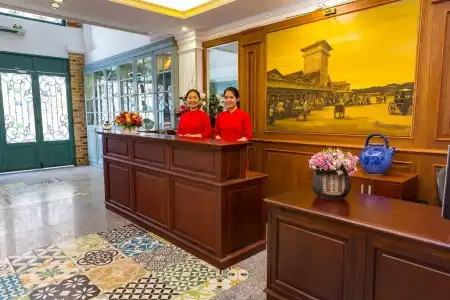 Ben Thanh Boutique - 14