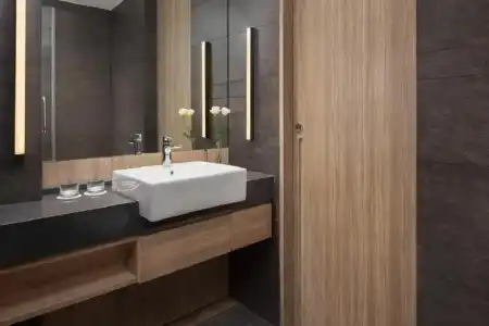 Courtyard by Marriott Phnom Penh - 47