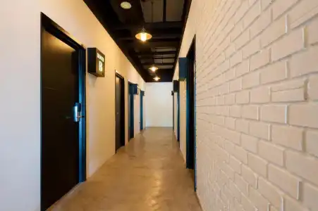 Savage Hostel - 24