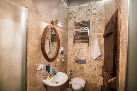 Roma Cave Suite - 36