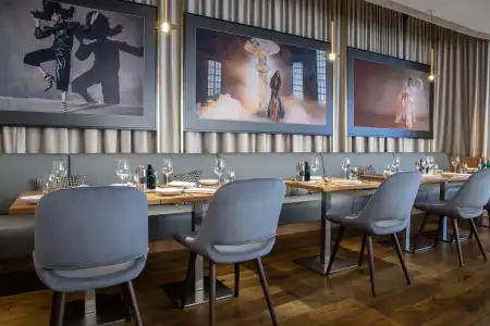 Radisson Blu, - 33