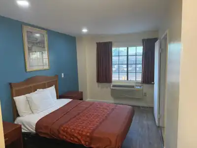 Anaheim National Inn - 2