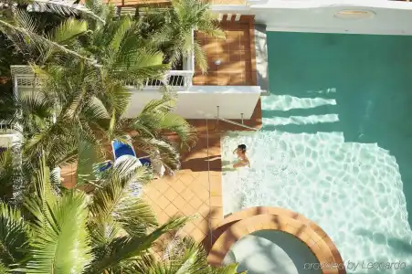 Burleigh Mediterranean Resort Enquiries - 11
