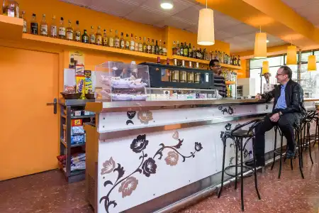 Sol y Miel Hostal - 16