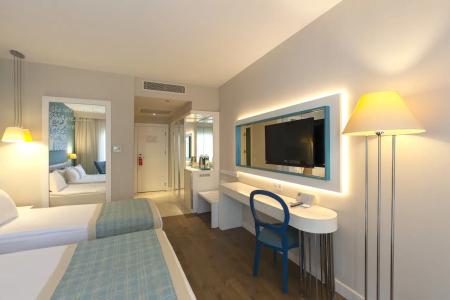 Sea Shell Resort & Spa - 35