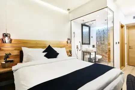 One Luxury Suites - 51