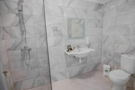 New Famagusta & Suites - 10