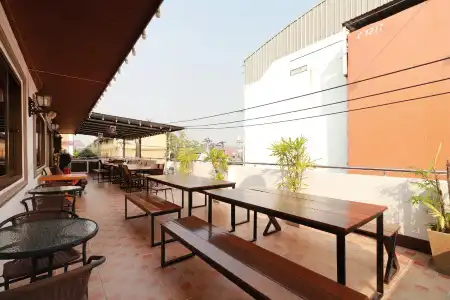 Le Light House & Hostel - 13