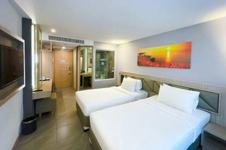 Clarian Beach Patong - 92