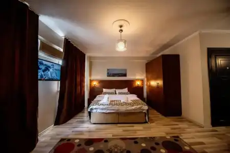 Carina Istanbul - 27