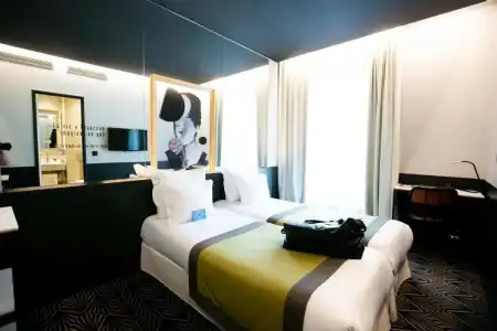 Hôtel Gaston - 53