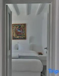 Trieris Villa & Suites - 140