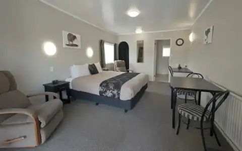 Sport of Kings Motel - 120