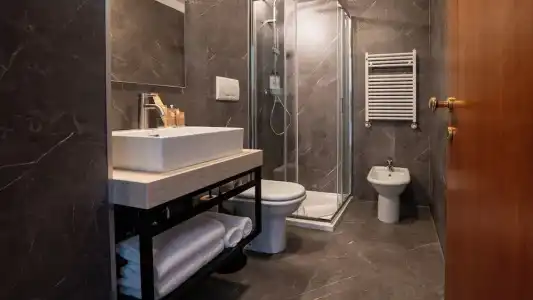 Gardone Palace - 24