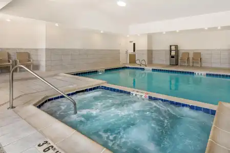 Best Western Plus Silver Saddle Inn - 17