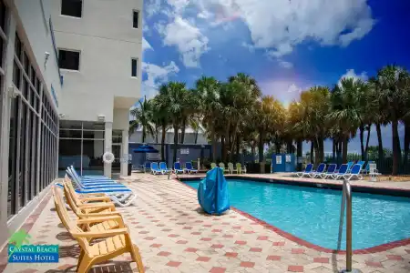 Crystal Beach Suites Miami Oceanfront - 13