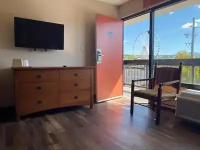 Mountain Vista Inn & Suites - 23