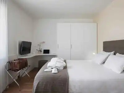 ibis Locarno - 128
