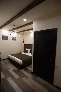 Boutique Living - 28