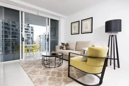 Riviera Mackay - 45