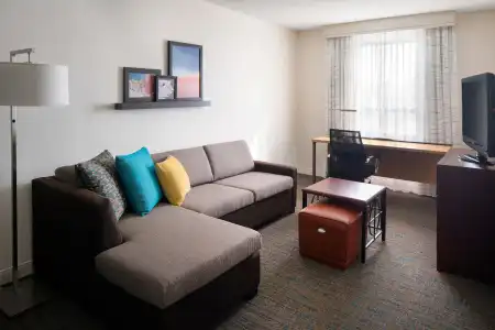 Residence Inn Las Vegas Hughes Center - 5