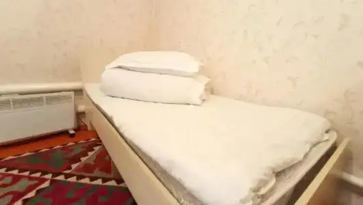 Happy Hostel - 4