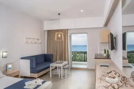 Sea View & Apartments - 91