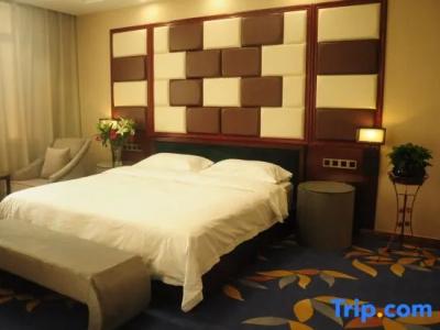 The Kaze 34 and Serviced Residence - 65