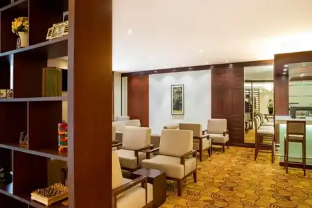Hilton Garden Inn Hanoi - 22