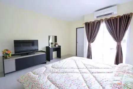 42 Place Service Apartment - 2