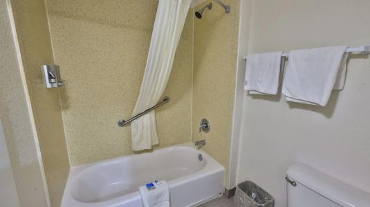 Driftwood Beach Motel - 145